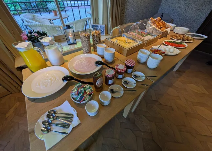 فندق Den Eikenboom Loenen