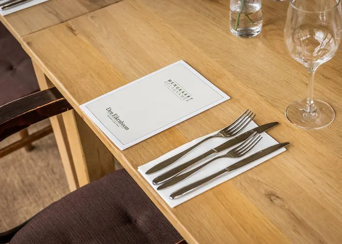 Den Eikenboom Szálloda