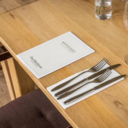 Den Eikenboom Hotell