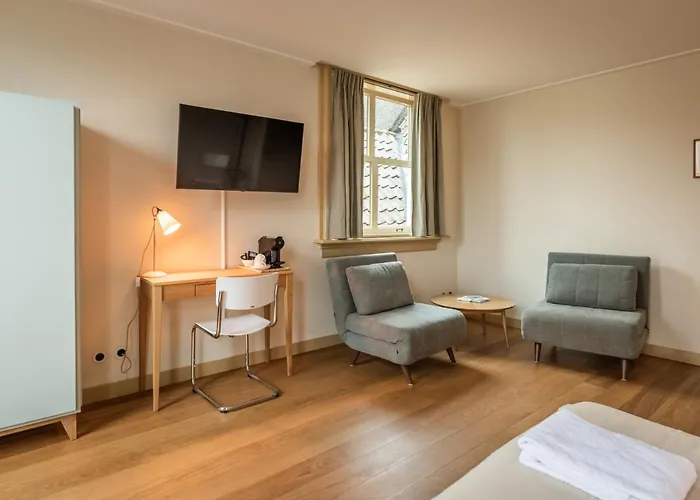 Hotel Den Eikenboom Loenen