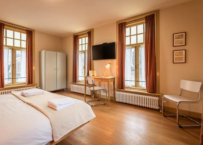 Den Eikenboom Loenen